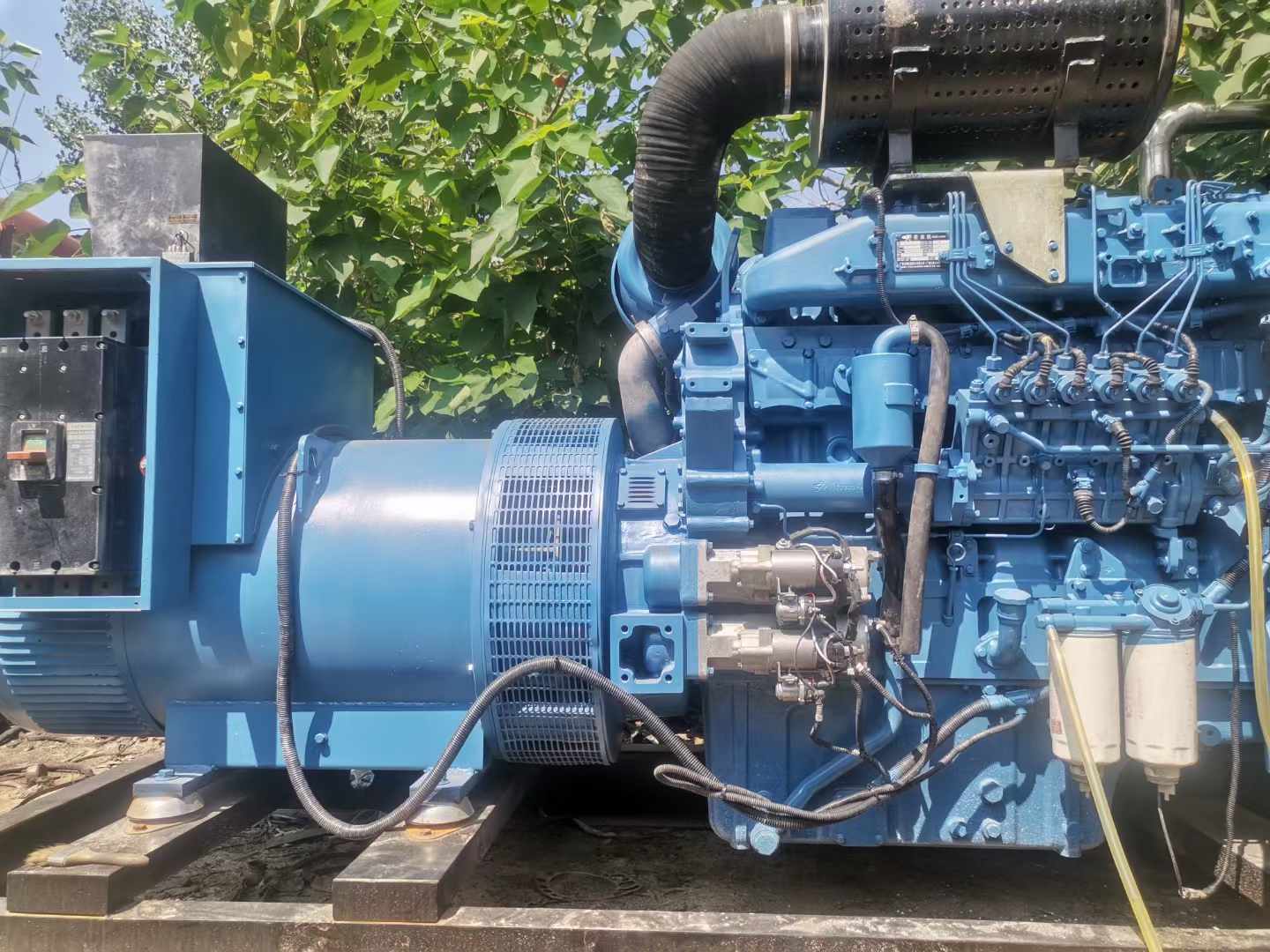 梨树详细说明降低 800kW 柴油发电机输出电流波动的方法