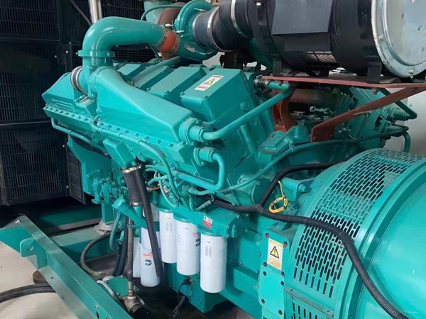 梨树更换100kW柴油发电机组机油时，需要注意哪些事项？