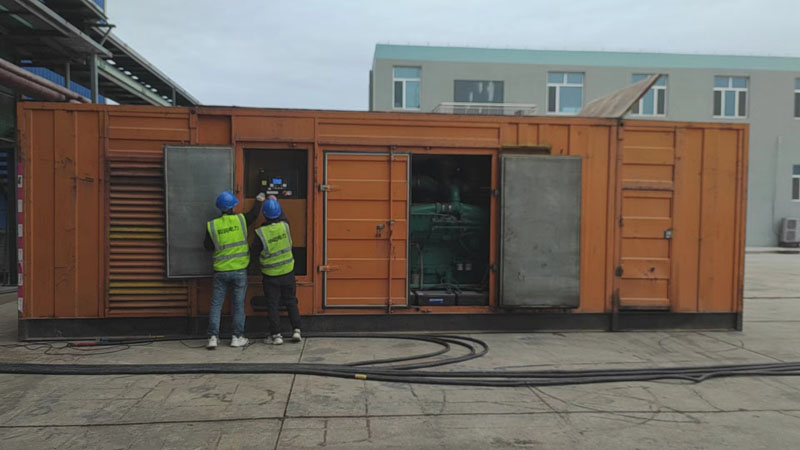 梨树如何检查柴油发电机组的机油油位?